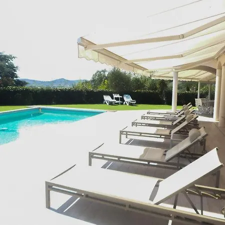Bormes-les-mimosas Sleeps 8 Pool Air Con Wifi * Bormes-les-Mimosas